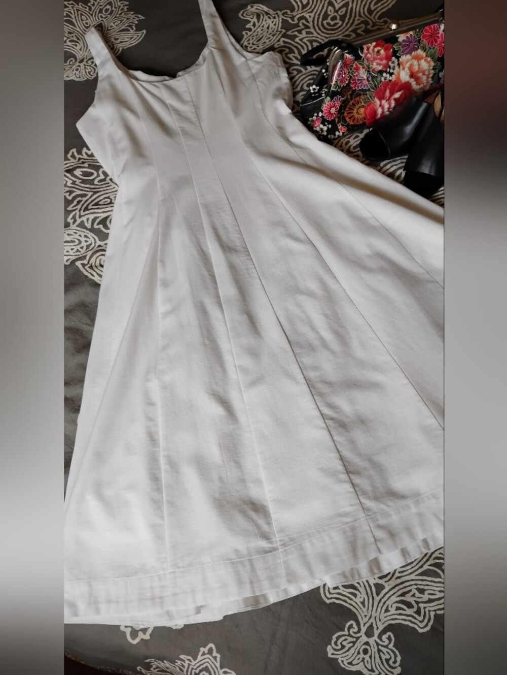 Beautiful Fitted White Dress
